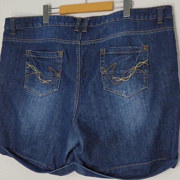 George Plus Women's Blue Denim Front Zipper 4 Pockets Jeans Shorts Size 20W - Picture 2 of 13